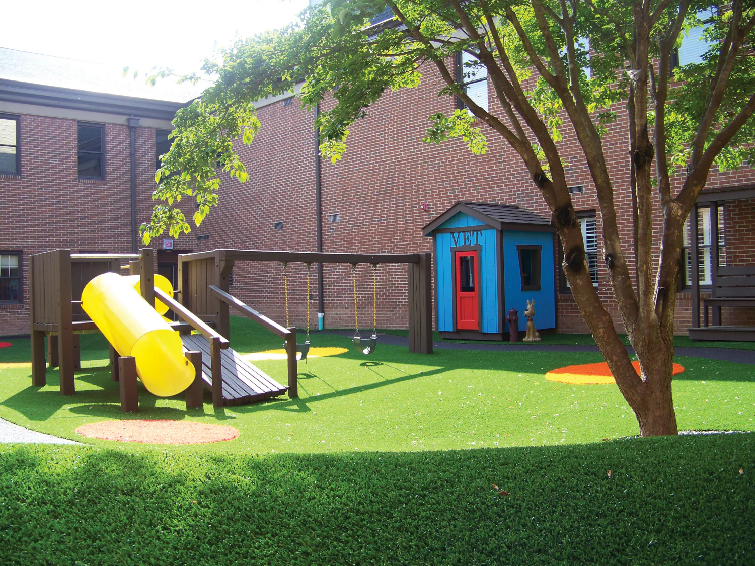 3 Maintenance Myths About Synthetic Turf in Sarasota